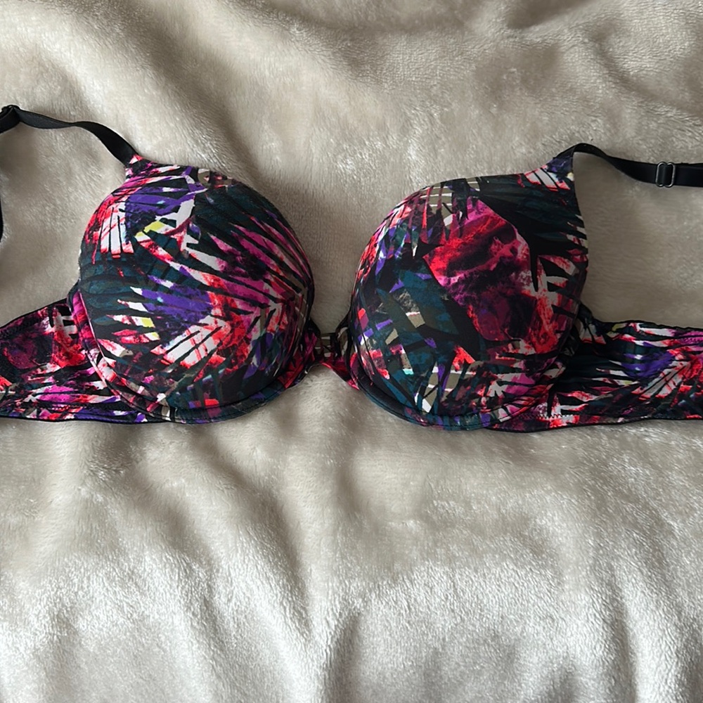 Victoria’s Secret bra